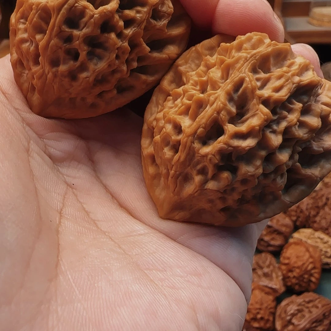 文玩核桃吊坠随*?dm2024大尺寸