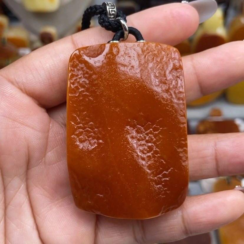【闪购商品】琥珀颈饰未镶嵌