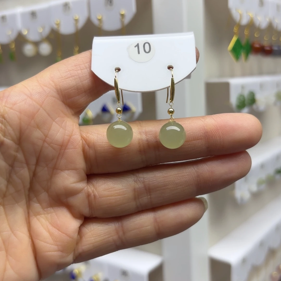 和田玉18K金镶嵌耳饰