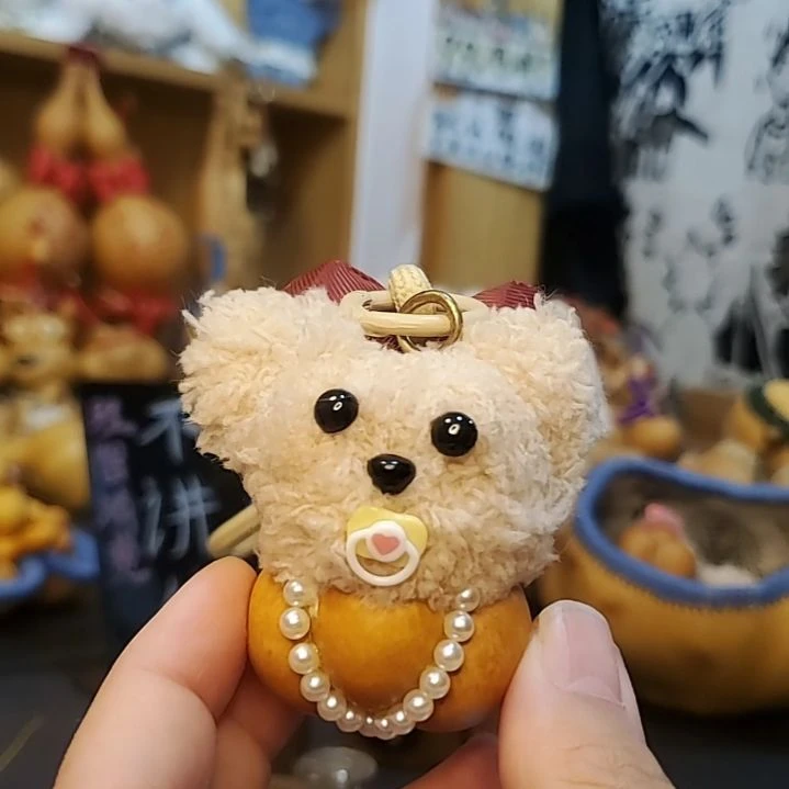 手作小葫芦摆件（微微瑕）—狗狗珍珠包挂