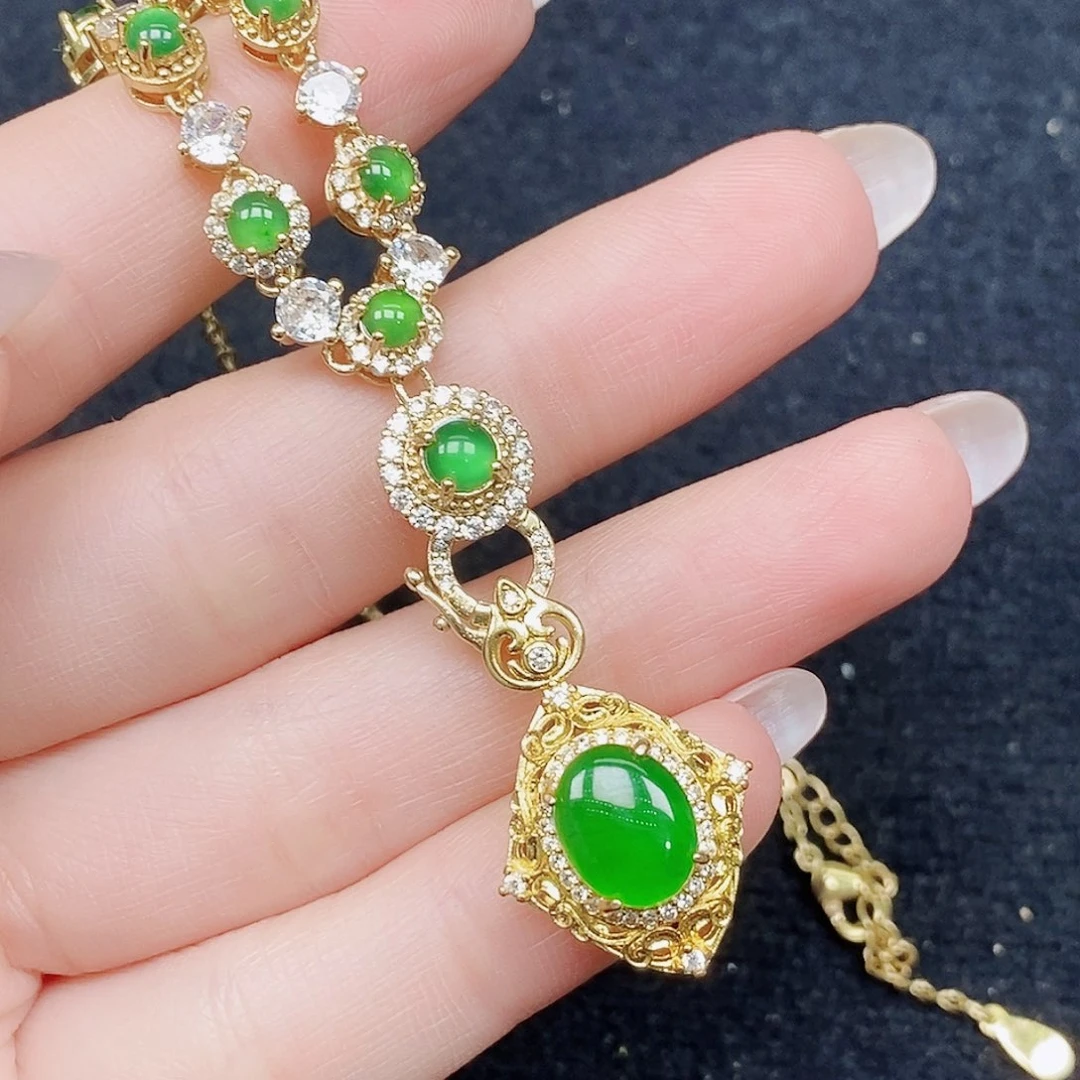 颈饰未镶嵌翡翠翡翠