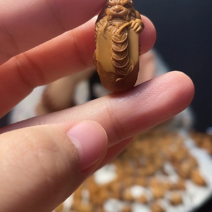 橄榄核吊坠橄榄核