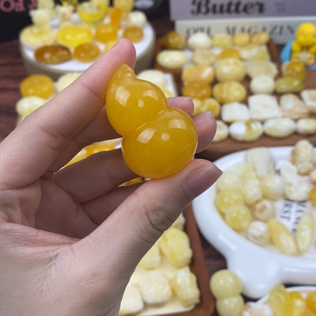 琥珀颈饰未镶嵌小****?焦皮葫芦专拍不退换