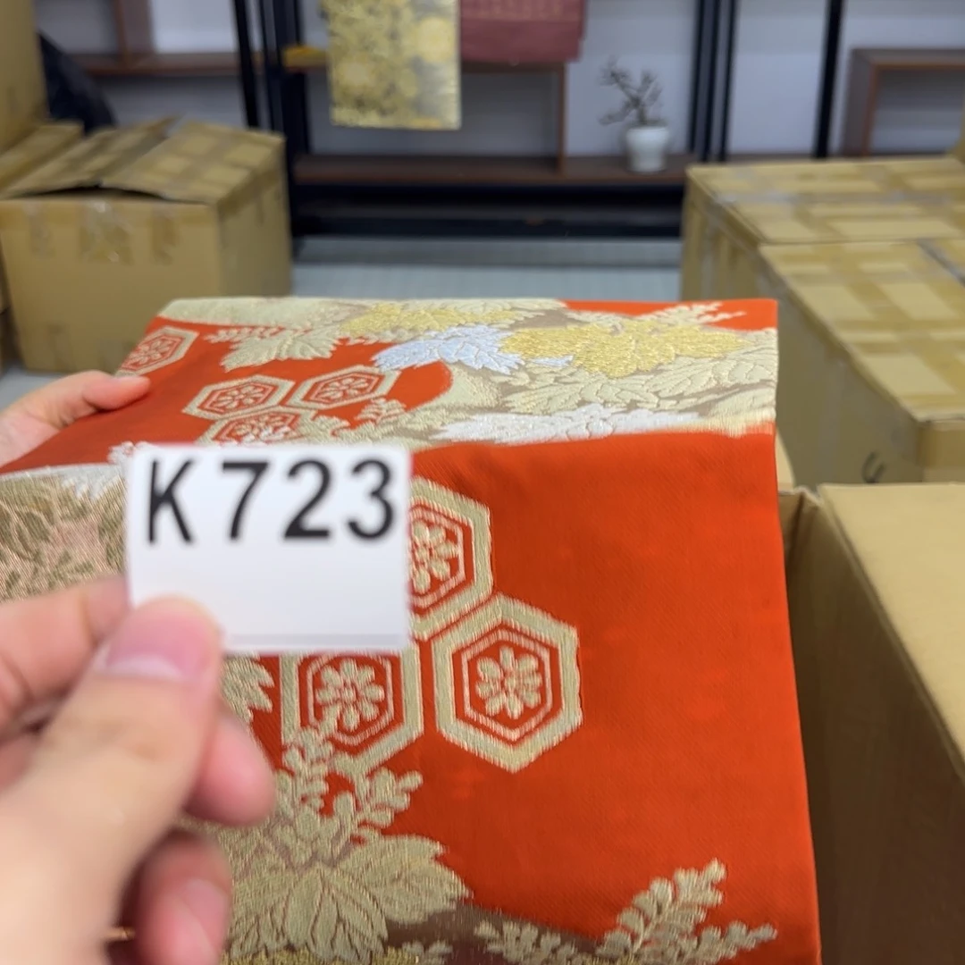 蚕丝J***y小雨小雨小雨小雨小雨小雨