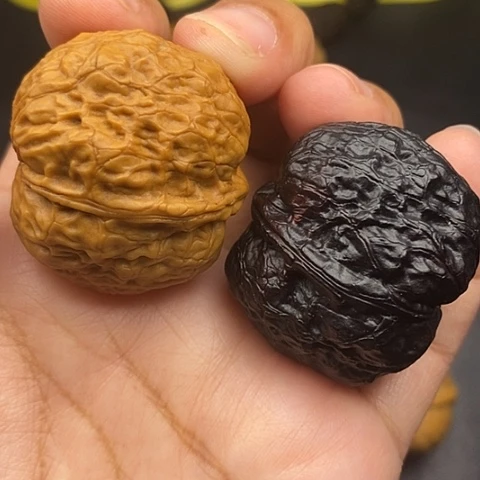 文玩核桃把件39尺元宝蟾