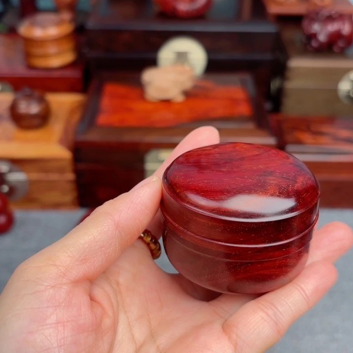 用****9老板娘推荐精品木盒