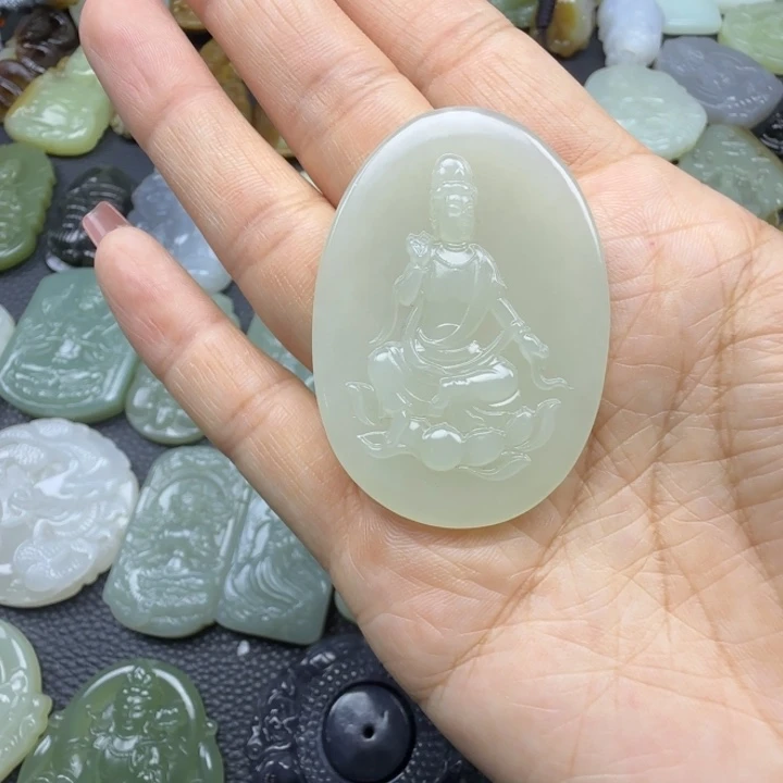 和田玉未镶嵌颈饰