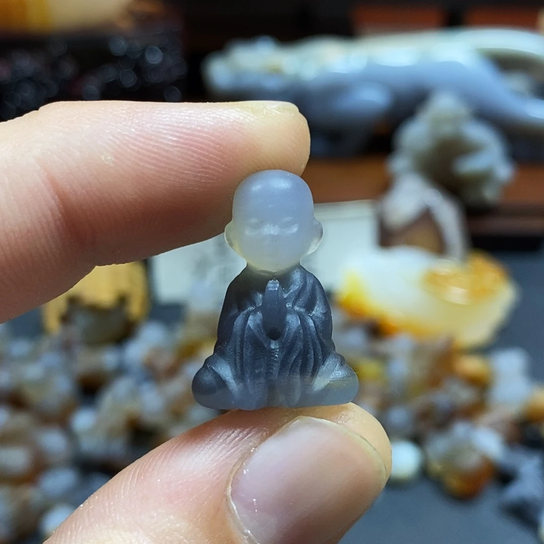 玉***玛瑙/玉髓未镶嵌颈饰