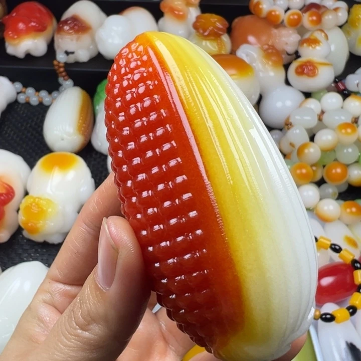 新疆戈壁五彩石金丝