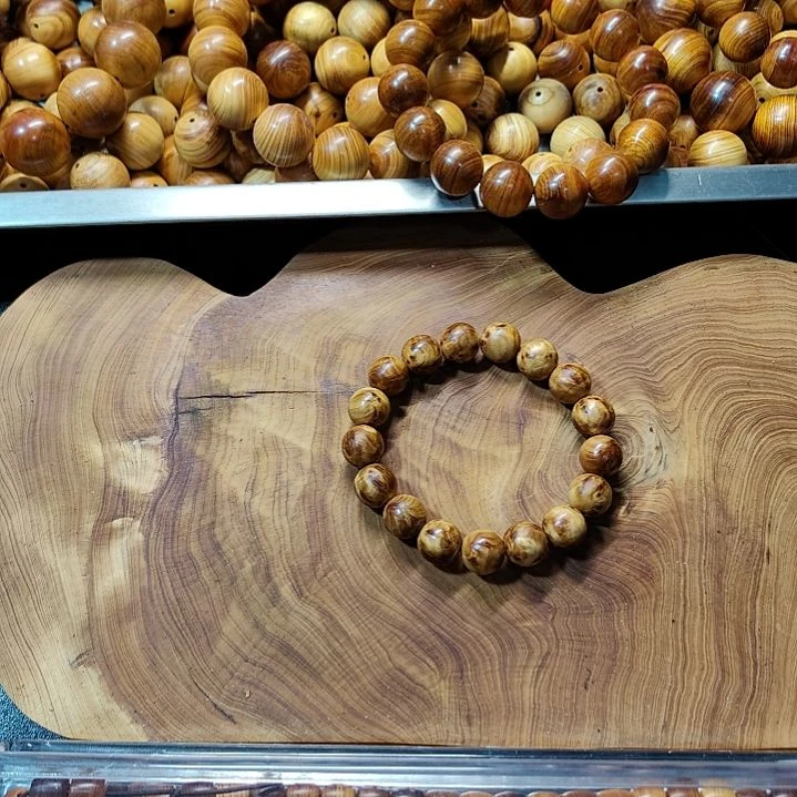 ?太行崖柏手工艺品