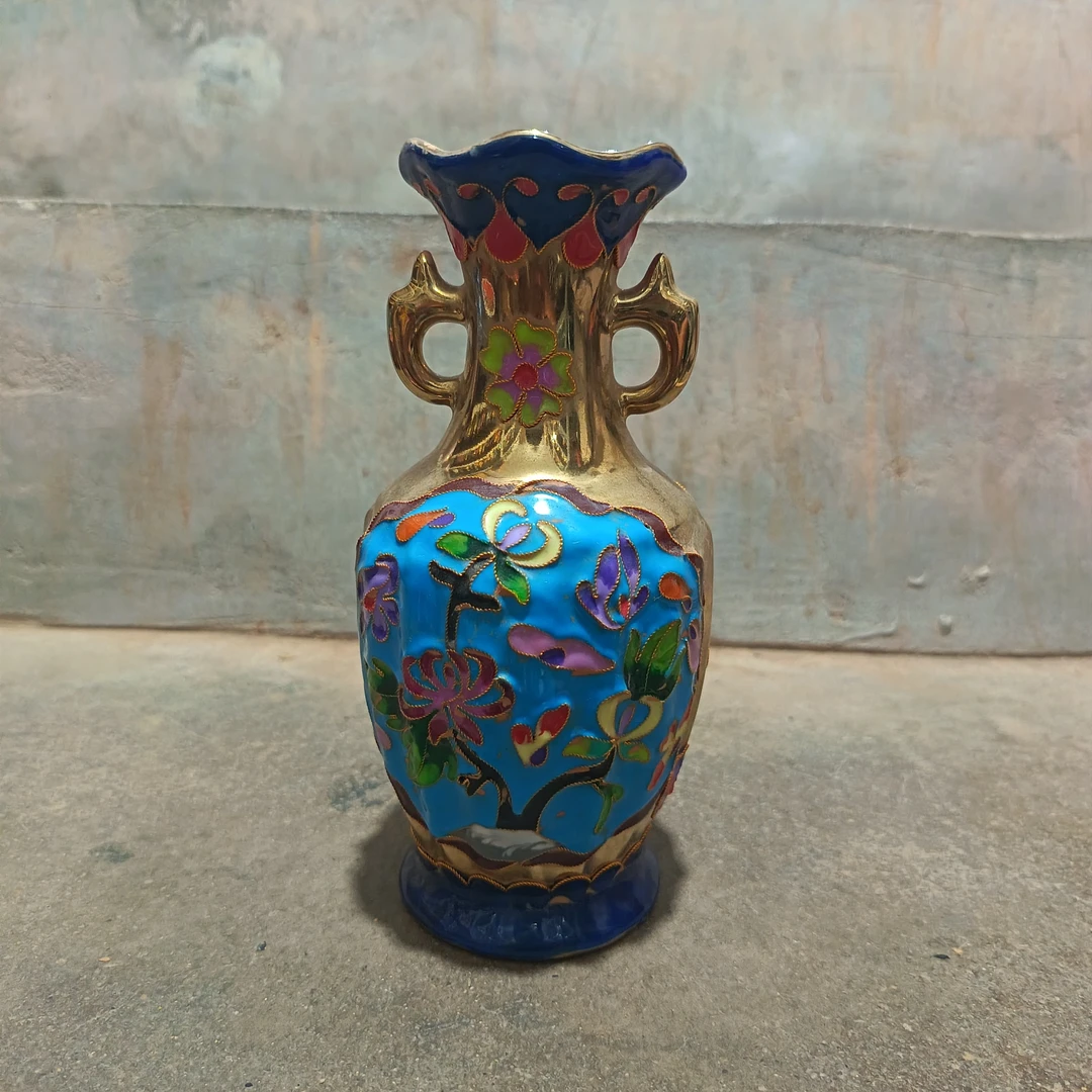 鎏金双面景泰蓝掐丝花绘双耳瓶