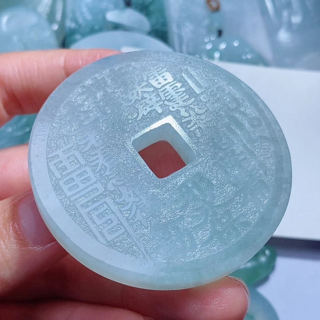 定制翡翠未镶嵌毛货付款后确认抛光