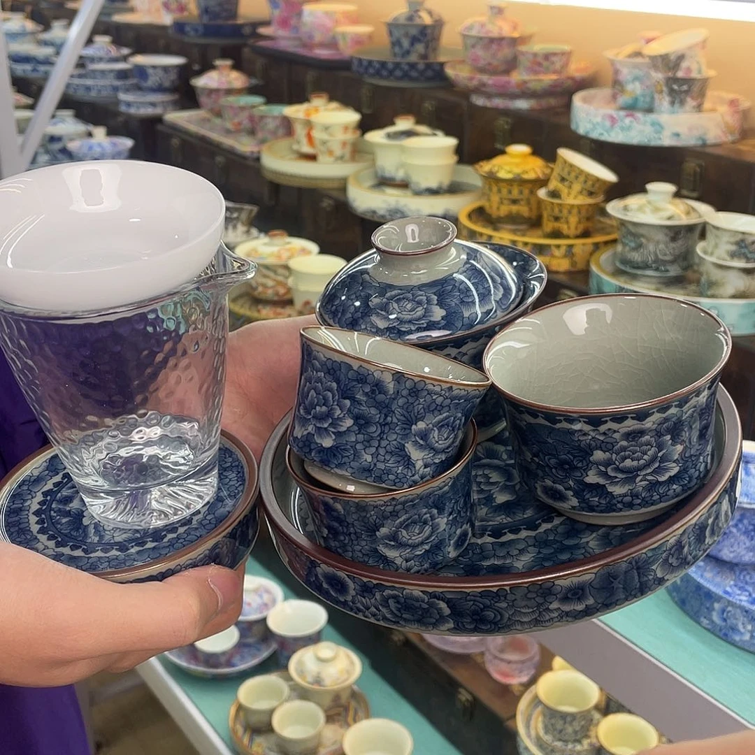 祝我们成为更好的人