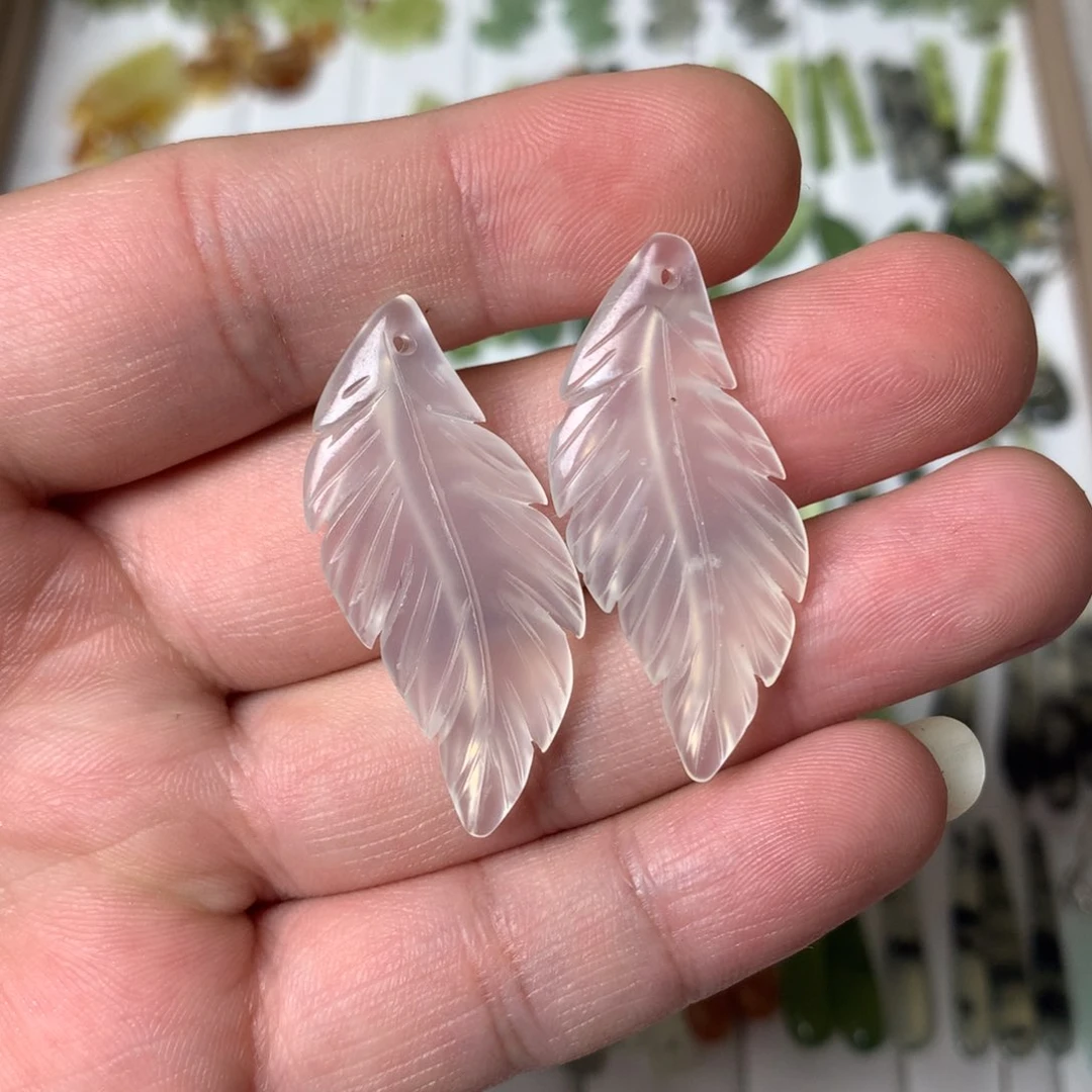 蛇纹石玉耳饰未镶嵌