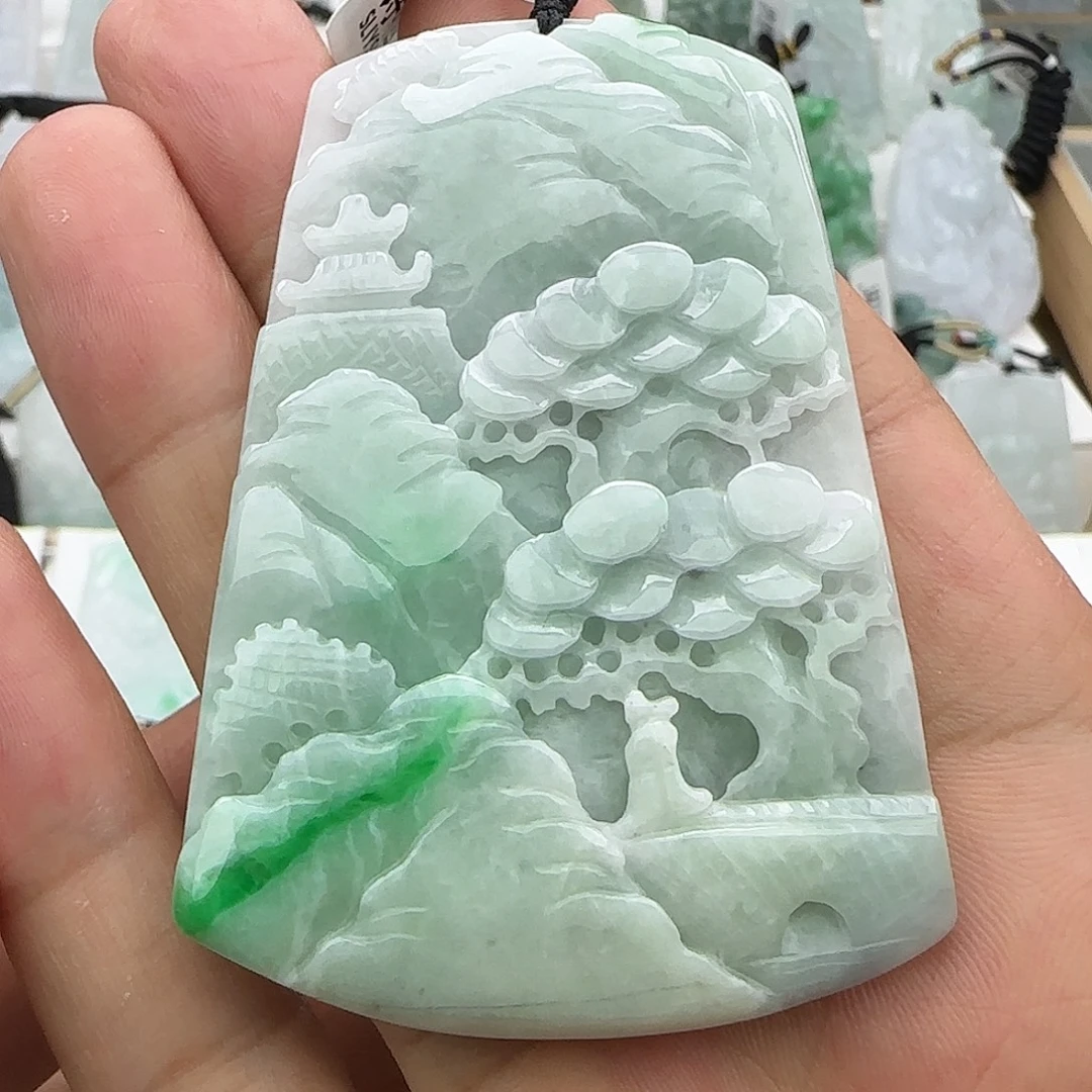 翡翠未镶嵌颈饰翡翠