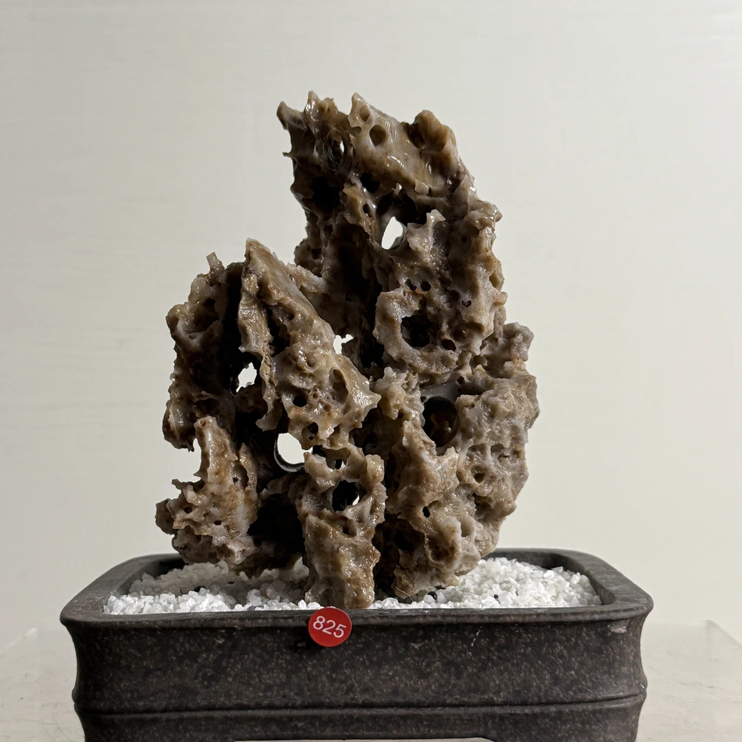 太湖石，玲珑石，英石，灵璧石