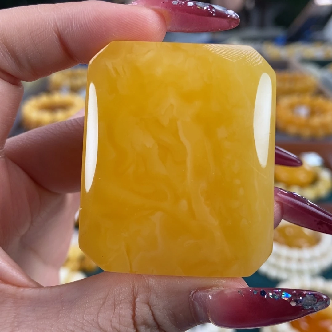 琥珀未镶嵌珠宝奇石无事牌25.34