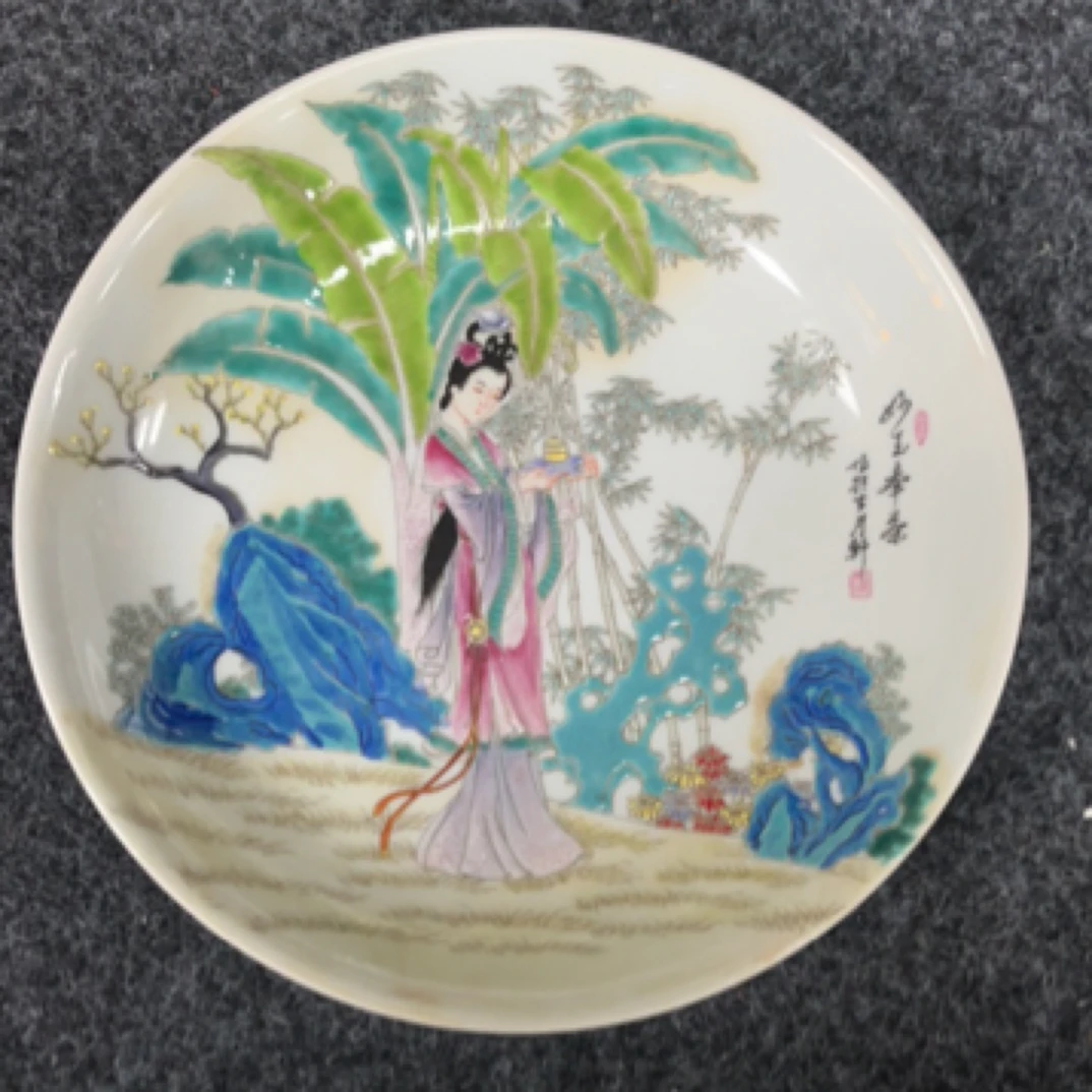 美女人物妙玉奉茶上盘