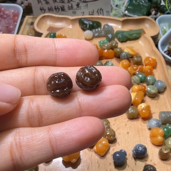 和田玉未镶嵌珠宝半成品菡****4