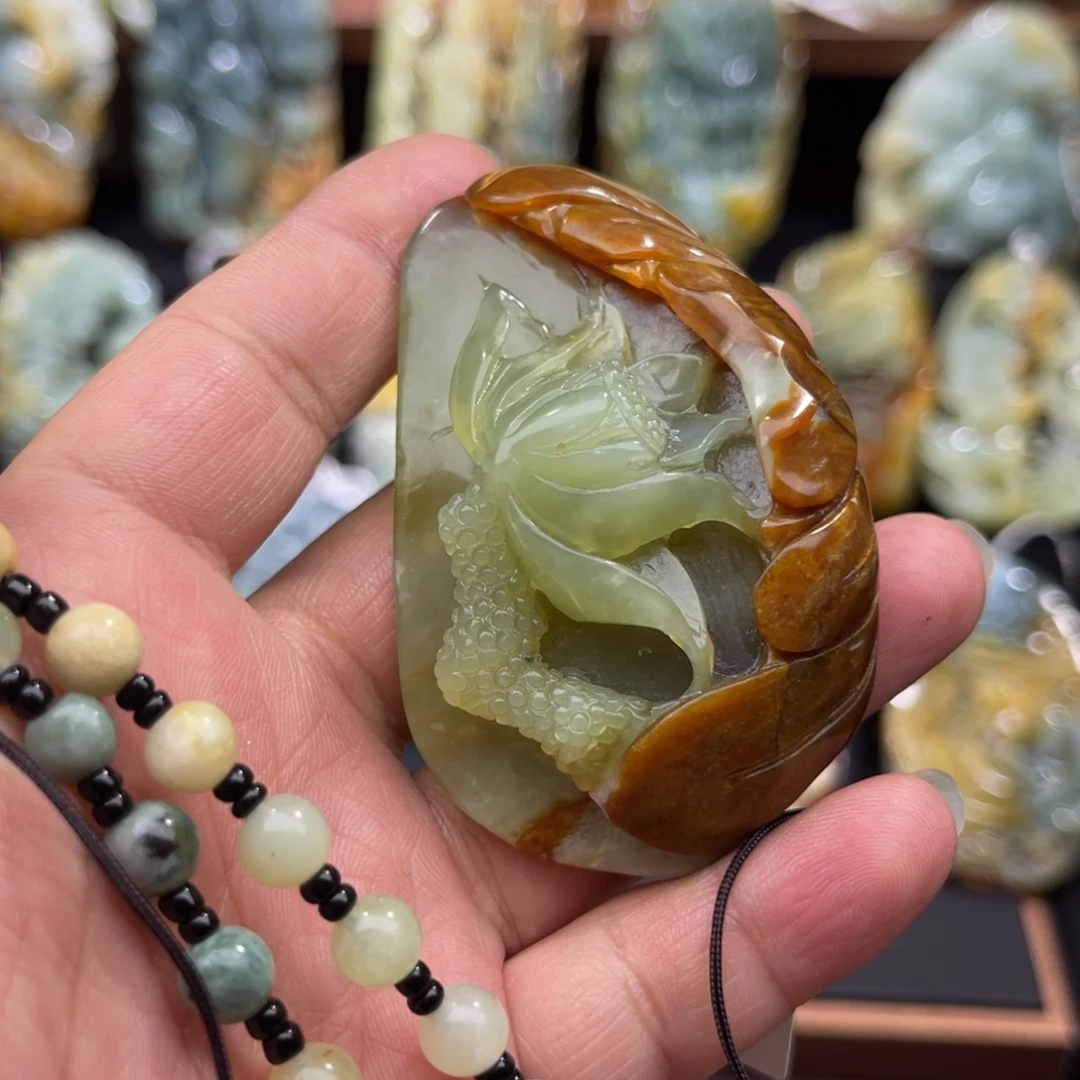 蛇纹石玉未镶嵌吊坠(赠链)