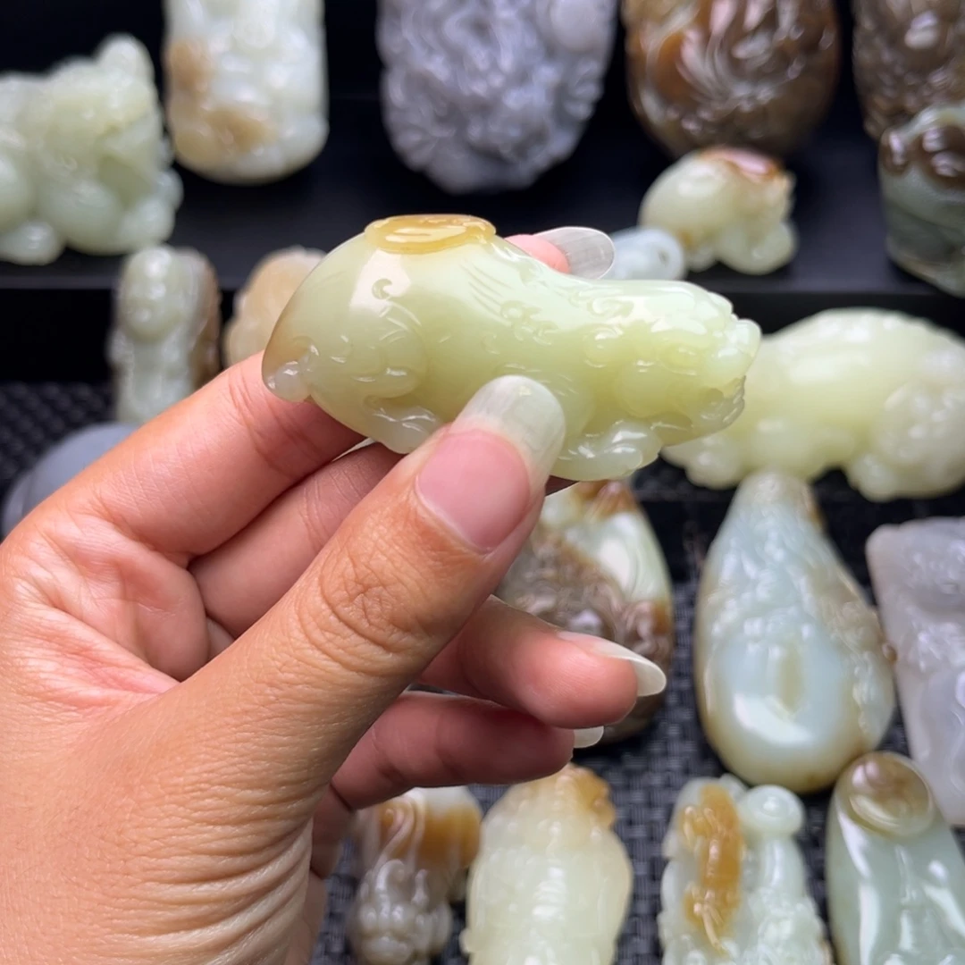 未镶嵌和田玉把件