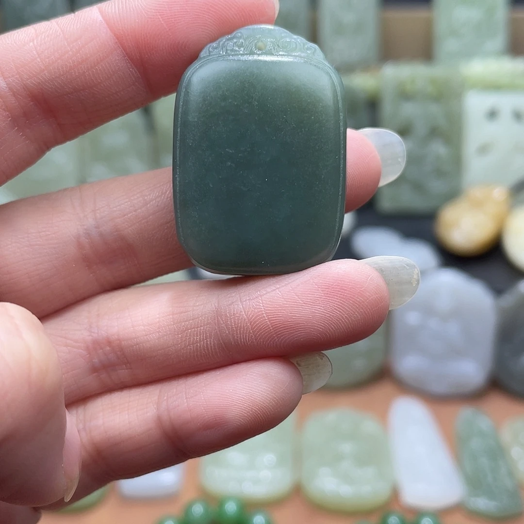 和田玉未镶嵌吊坠(不含链)