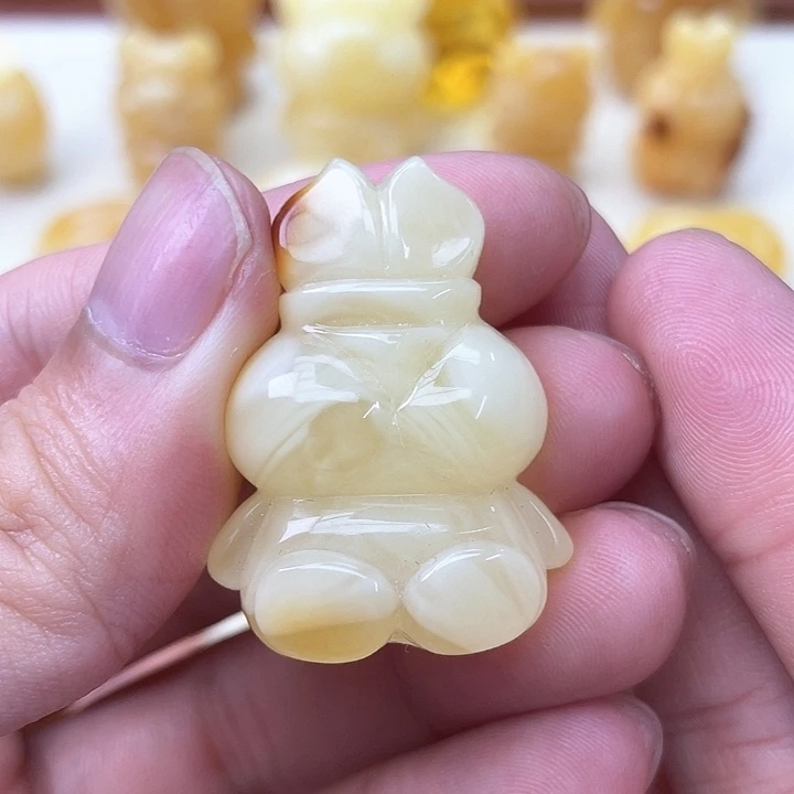 未镶嵌琥珀裸石蜜蜡