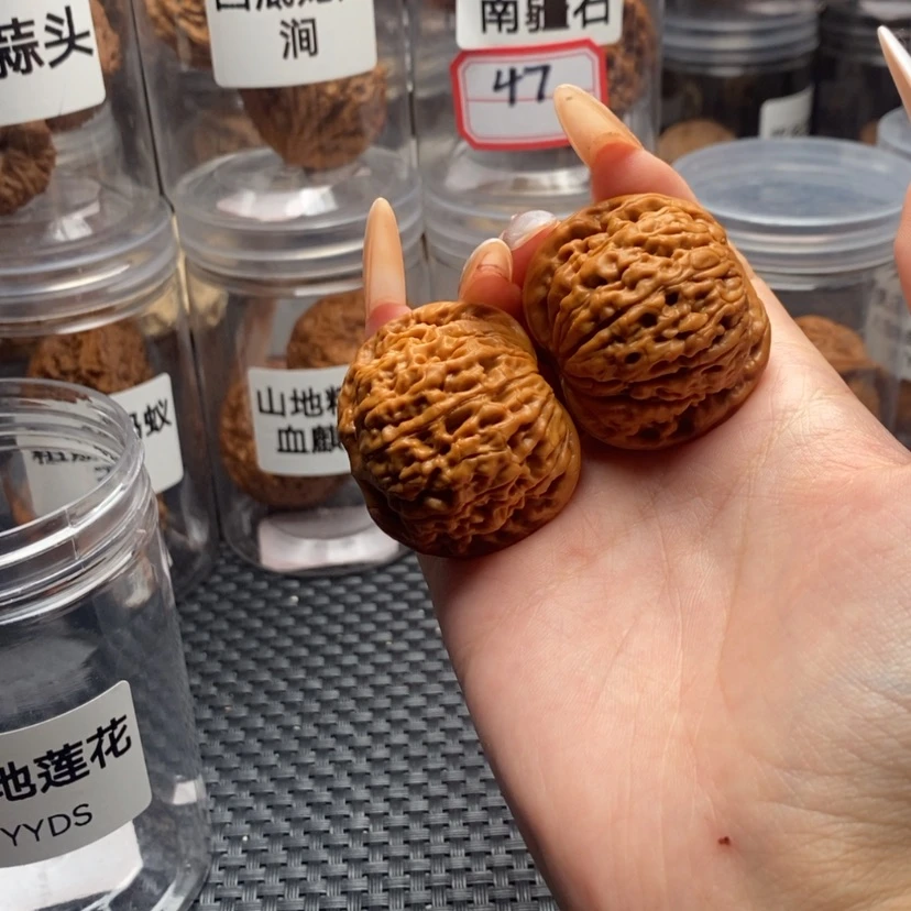 【闪购商品】核桃其他H****h莲花。