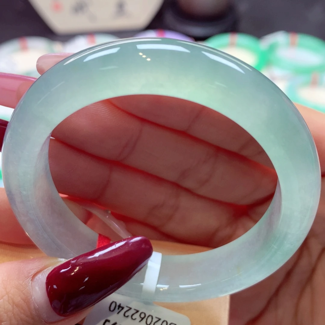 翡翠手镯未镶嵌正圈45号66