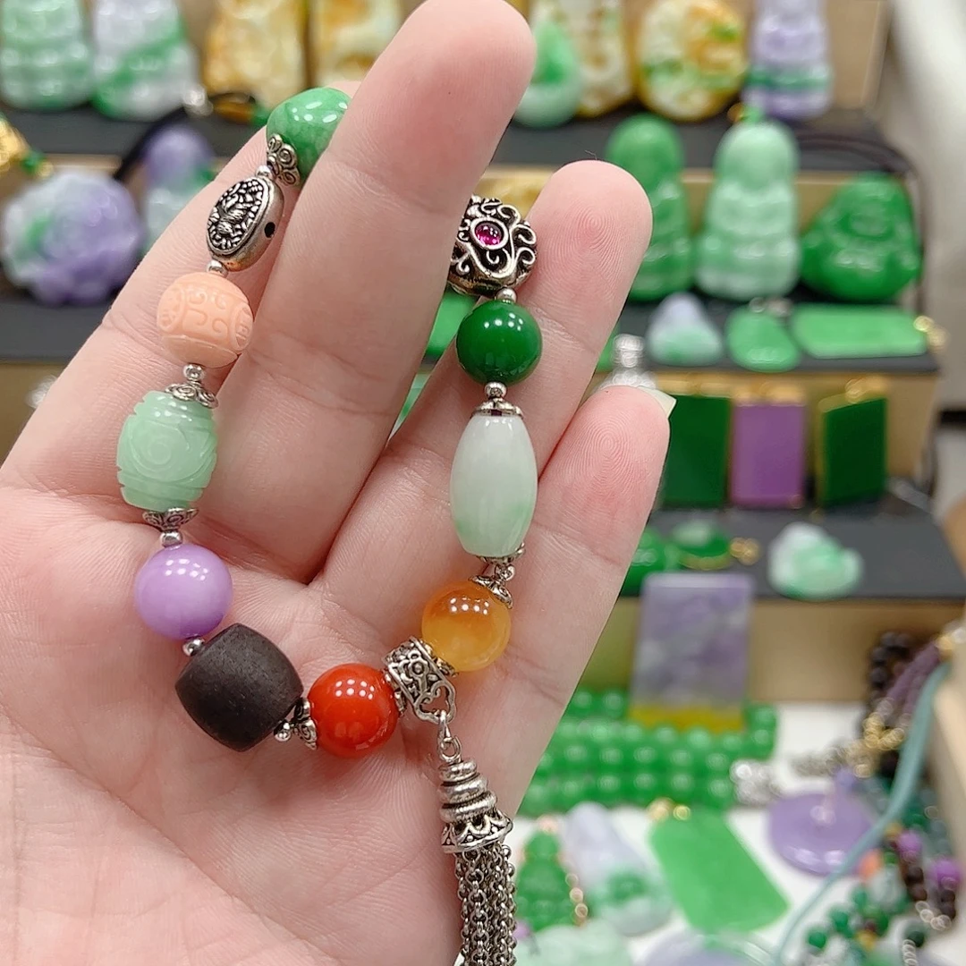 翡翠银S925镶嵌吊坠(赠链)