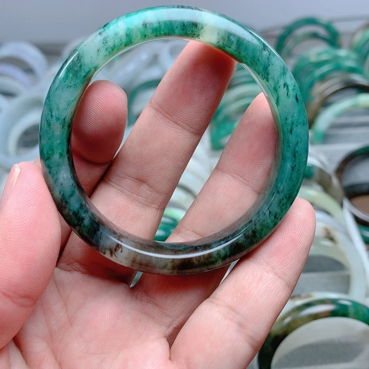 独山玉未镶嵌手镯54