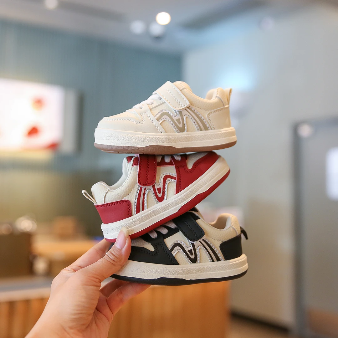 春季2025年新款婴儿学步鞋女宝鞋子男宝板鞋幼儿园鞋1一3岁小童鞋