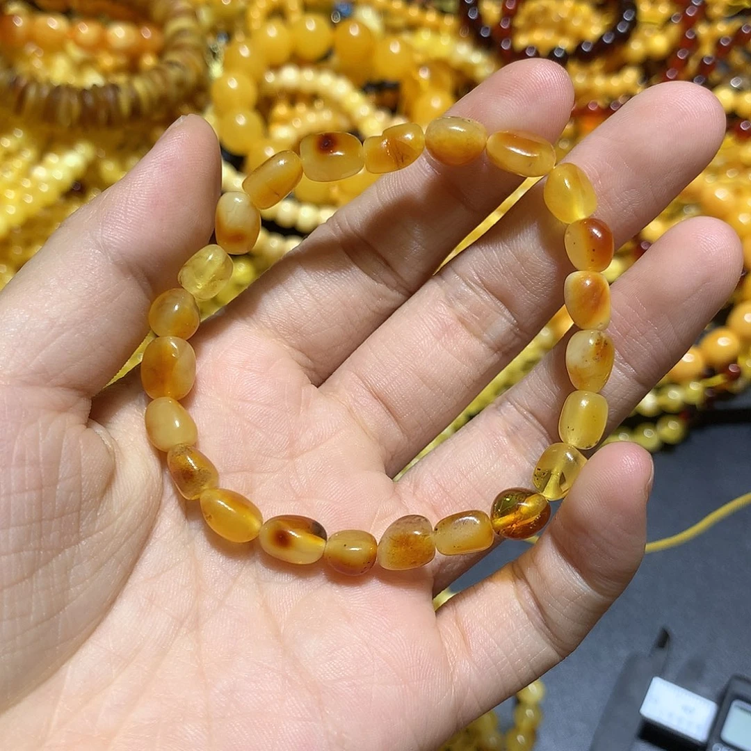 未镶嵌琥珀珠宝奇石
