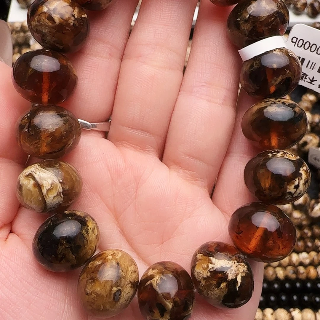 大***奇琥珀未镶嵌手链抚顺琥珀