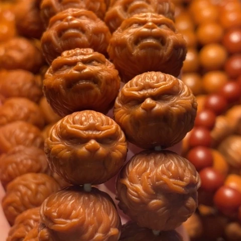 手串猴头核桃幕**窗舞台