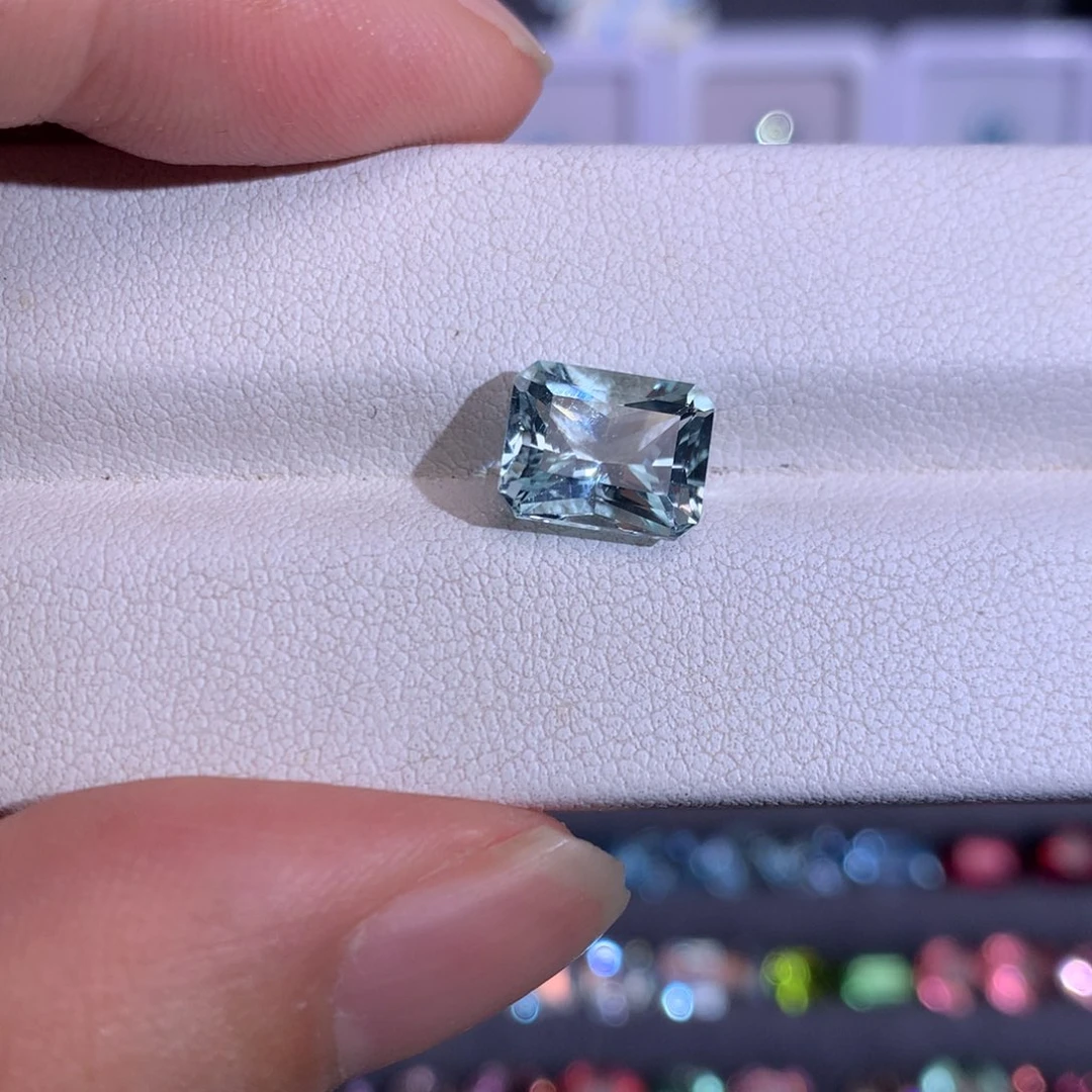 海蓝宝石未镶嵌笔搁3.115ct