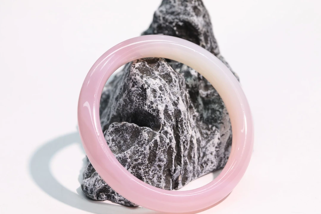 TYSZ239粉色玛瑙手镯