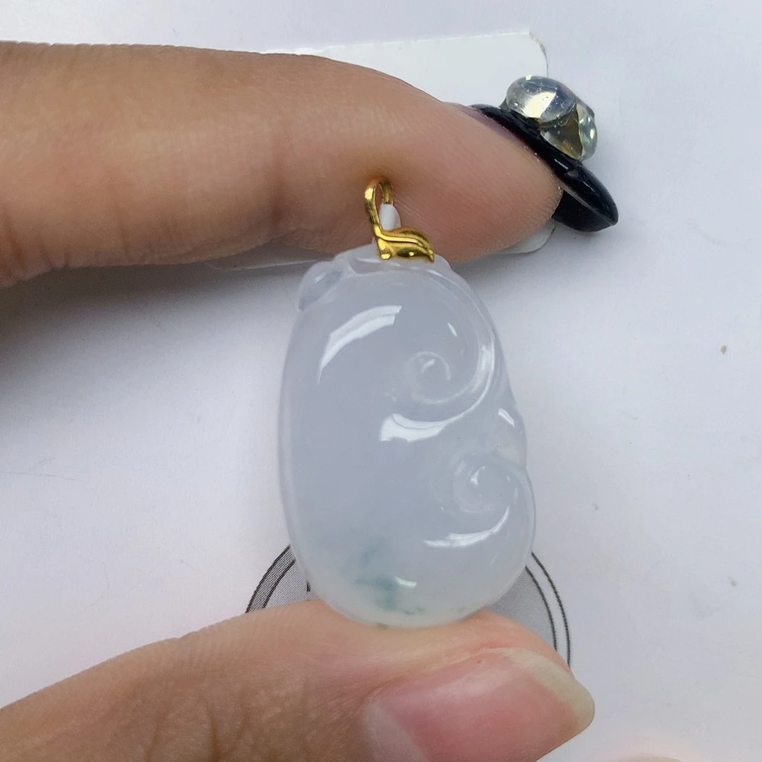 颈饰18K金镶嵌翡翠天然翡翠