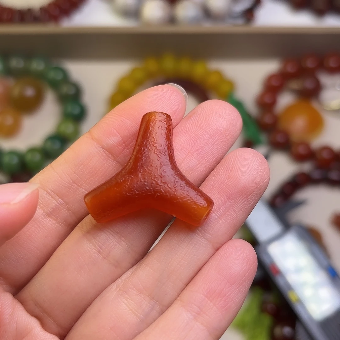 乘***行玛瑙/玉髓未镶嵌颈饰
