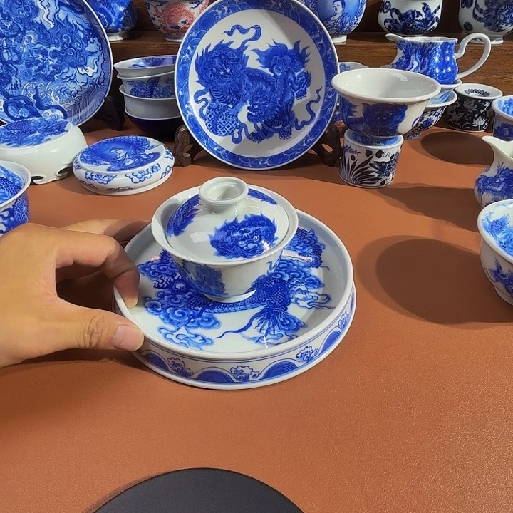 佛***哥青花手工手绘狮子