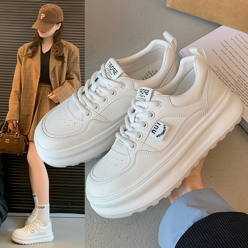 厚底松糕小白鞋女款2025春季新款百搭洋气增高休闲运动鞋学生板鞋