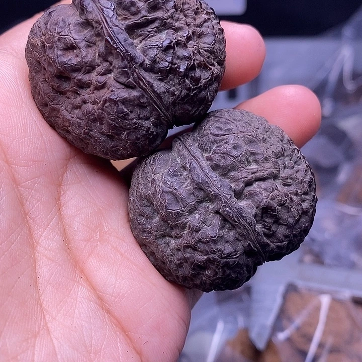 文玩核桃把件   50