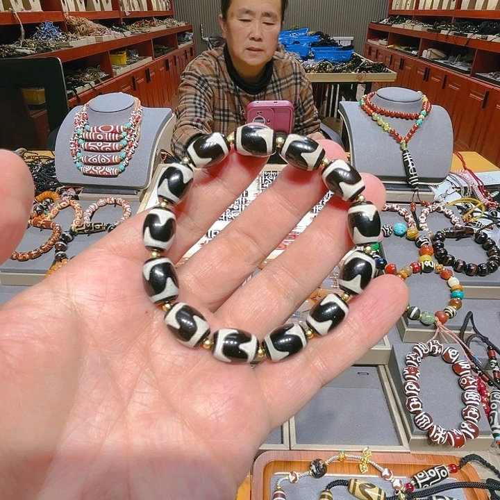 未镶嵌玛瑙/玉髓珠宝奇石