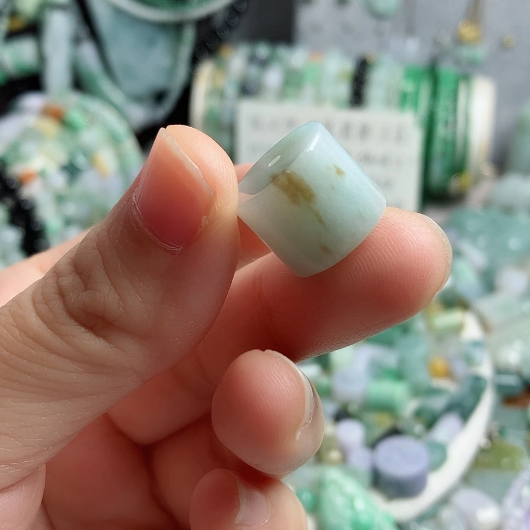翡翠颈饰未镶嵌卡14.5桶珠