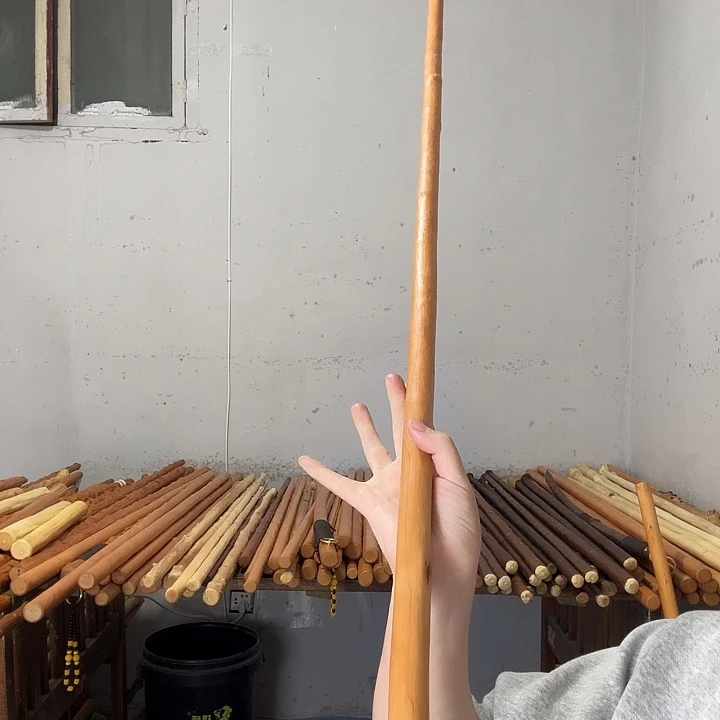 折***止秦岭石山红荀子鞭杆
