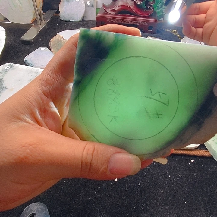 翡翠配石翡翠边角料未加工9