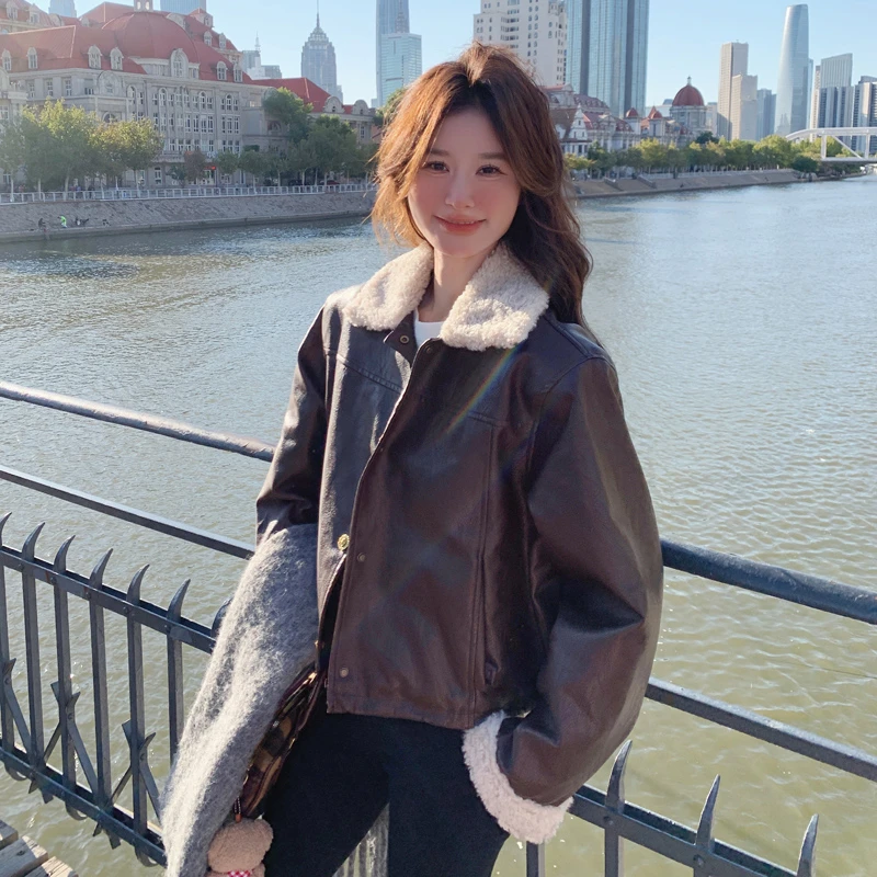 PU皮羊羔绒外套女冬季新款2025韩系高级感小众短款皮毛一体机车服