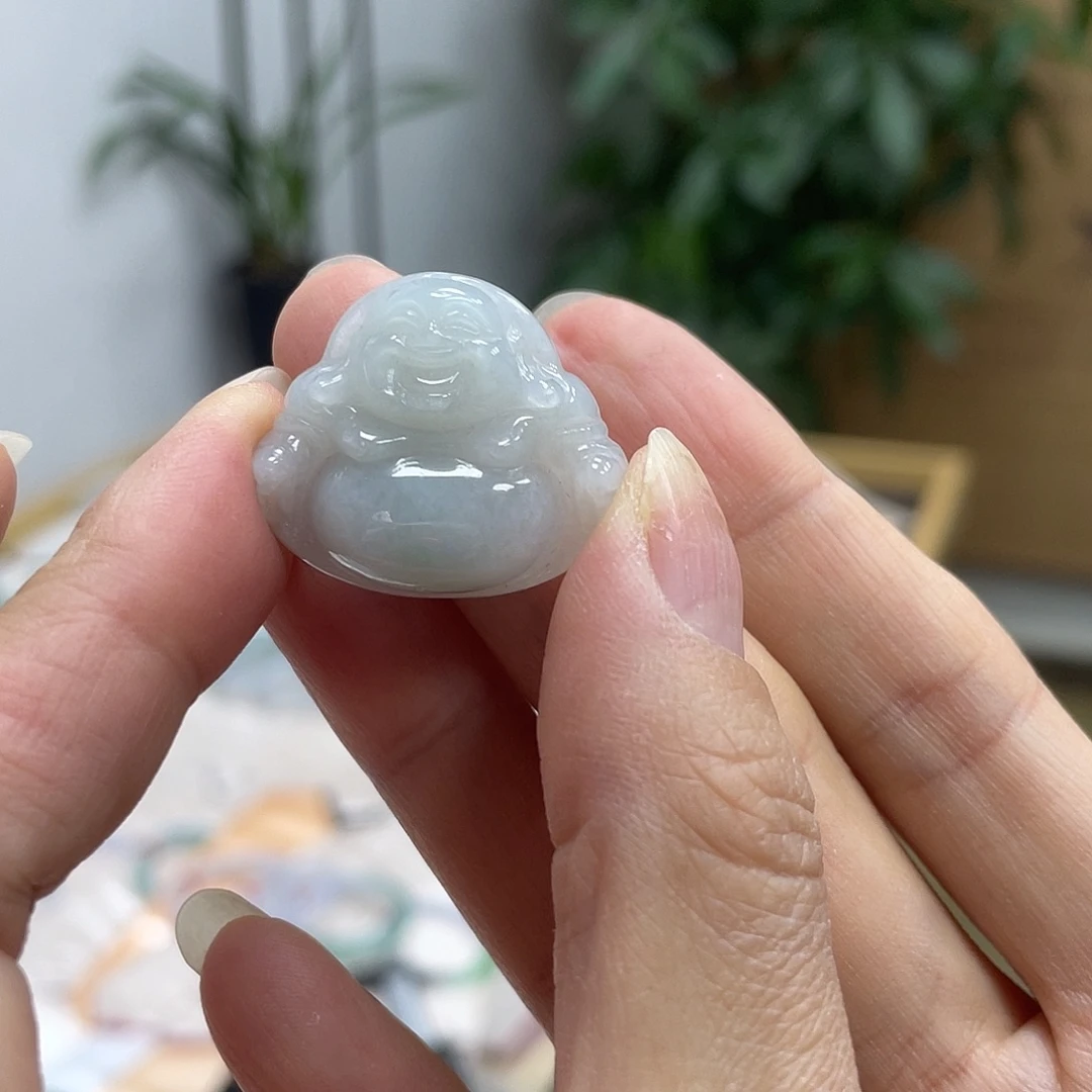 翡翠未镶嵌颈饰挂件