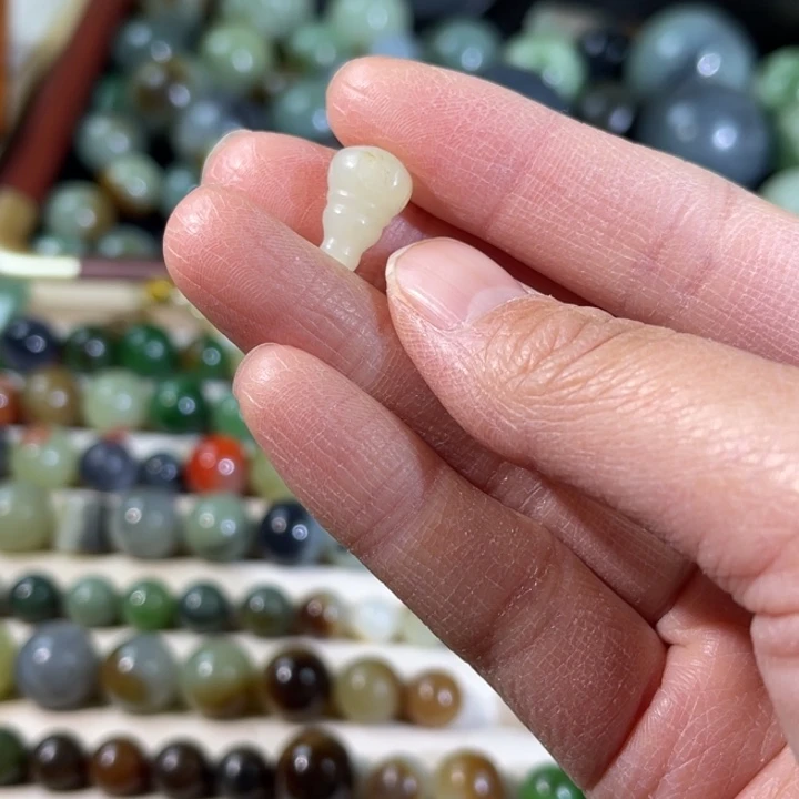 和田玉（糖玉）未镶嵌珠宝半成品