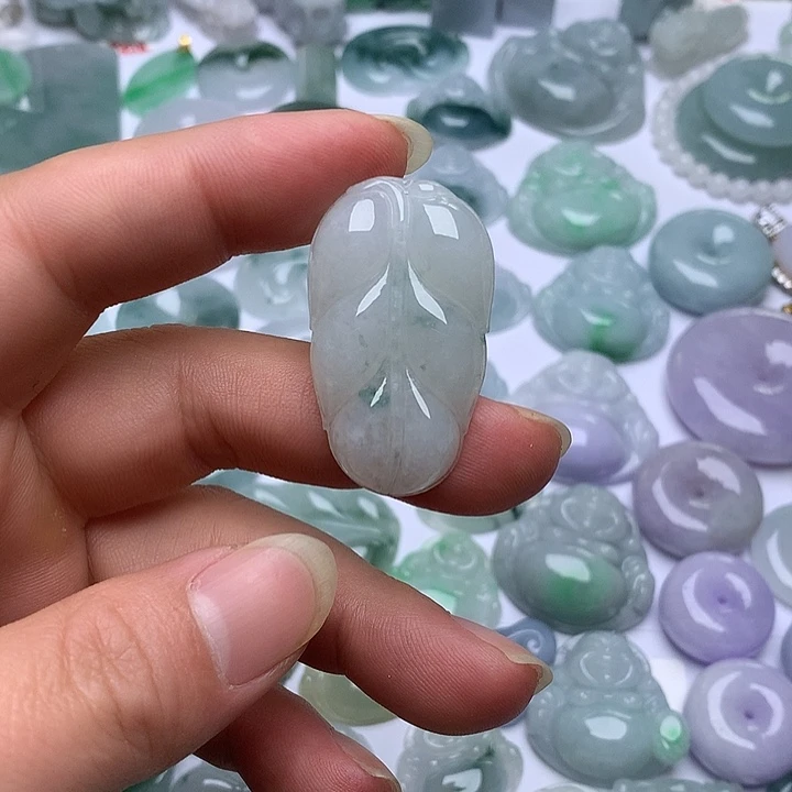 翡翠未镶嵌颈饰天然翡翠